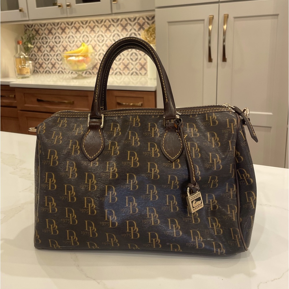 Dooney & Bourke satchel 12x8